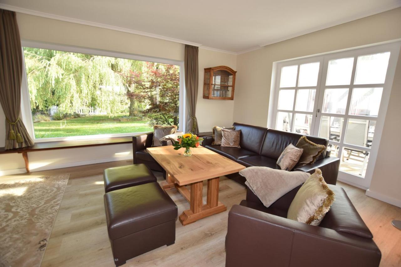 Landhaus Hideaway Mit Aussenpool, Sauna Und Kamin Bosau ภายนอก รูปภาพ
