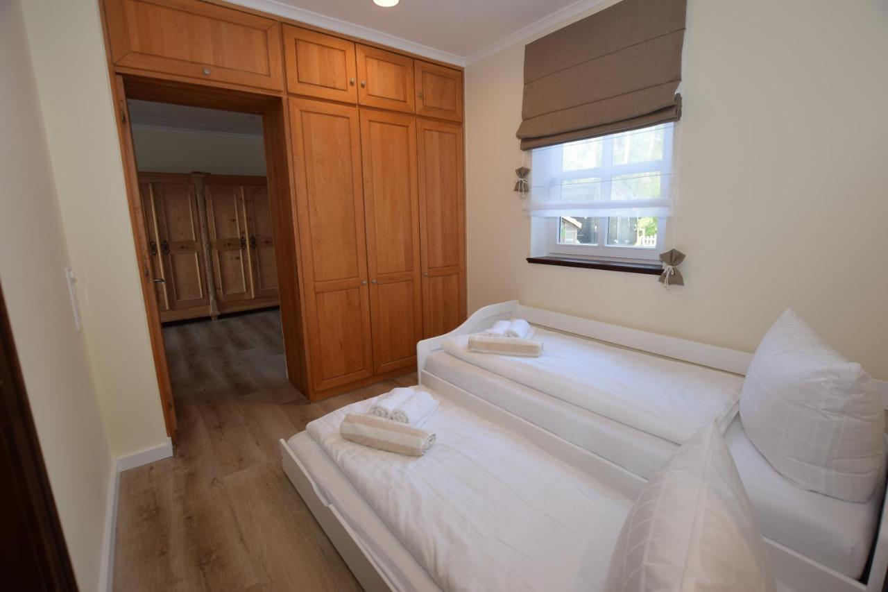 Landhaus Hideaway Mit Aussenpool, Sauna Und Kamin Bosau ภายนอก รูปภาพ
