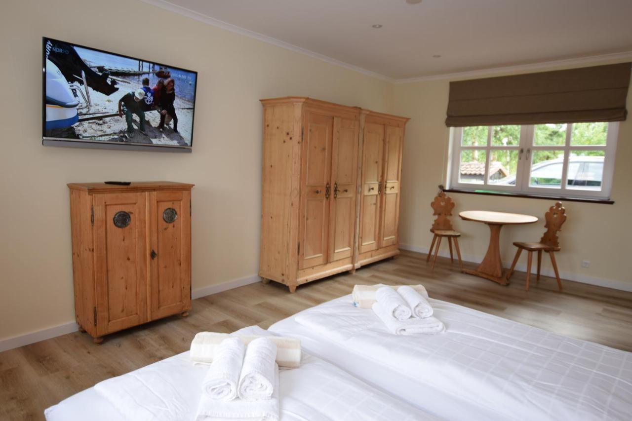 Landhaus Hideaway Mit Aussenpool, Sauna Und Kamin Bosau ภายนอก รูปภาพ
